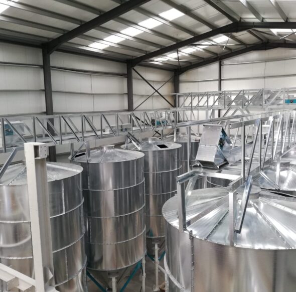 Feed mill
